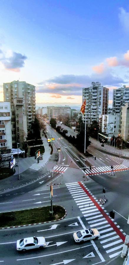 Skopje City Centar Apartment Near Marriott Exteriör bild